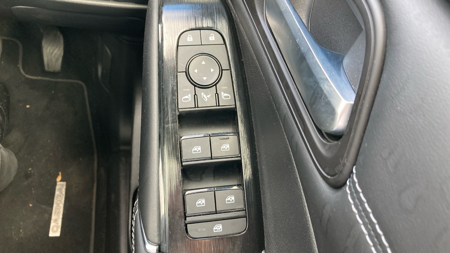 Used Nissan Qashqai 2021 for sale - 76102804: Photo 31