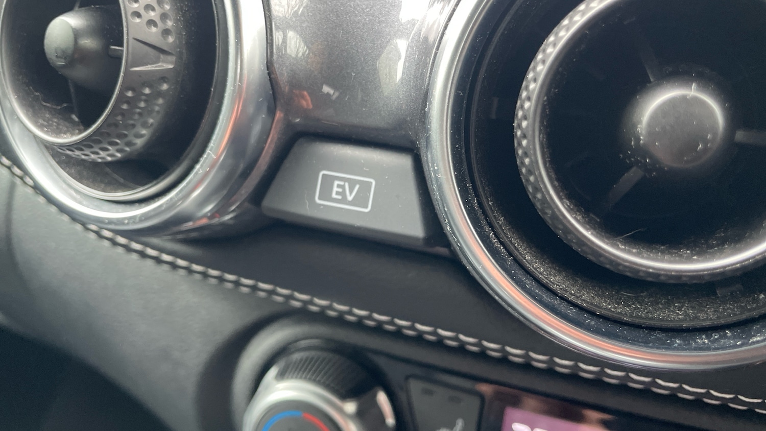 Used Nissan Juke 2023 for sale - 78031409: Photo 52