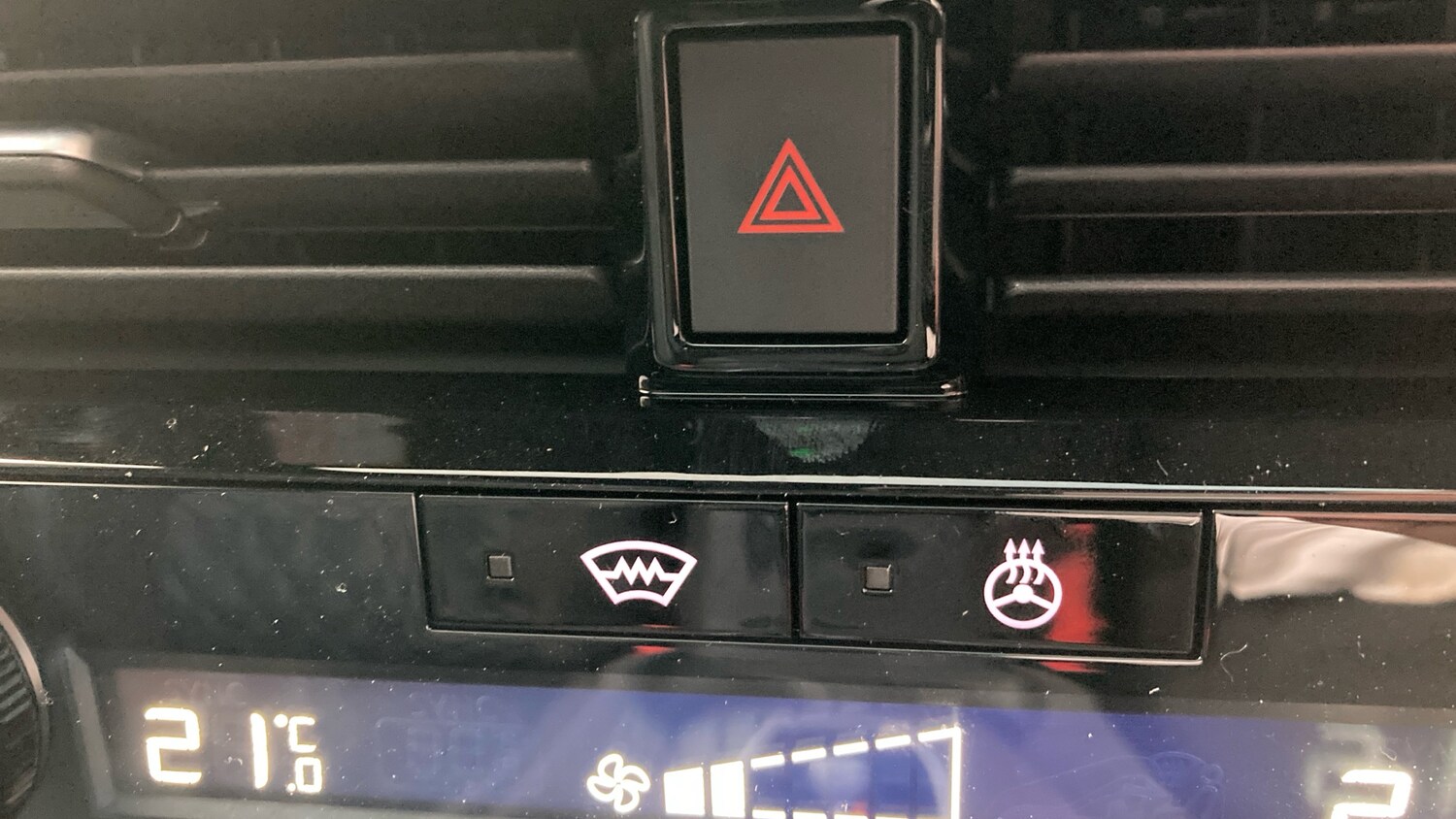 Used Nissan Qashqai 2025 for sale - 76232238: Photo 33