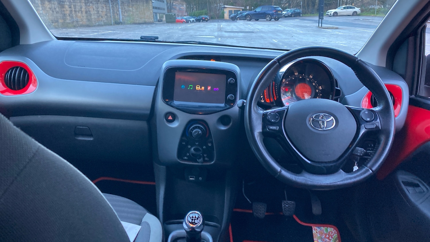 Used Toyota AYGO 2019 for sale - 76830488: Photo 10