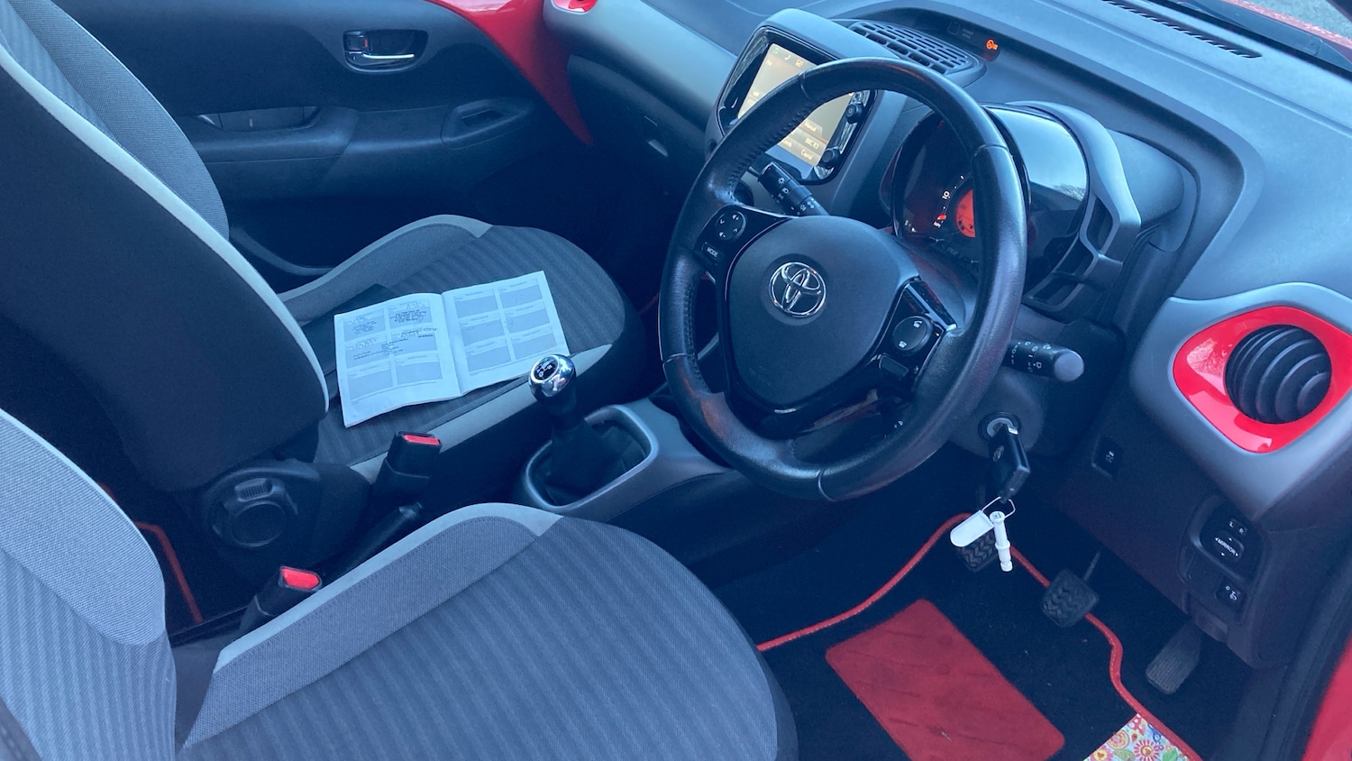 Used Toyota AYGO 2019 for sale - 76830488: Photo 14