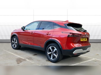 Used Nissan Qashqai 2022 for sale - 76102797: Photo 2