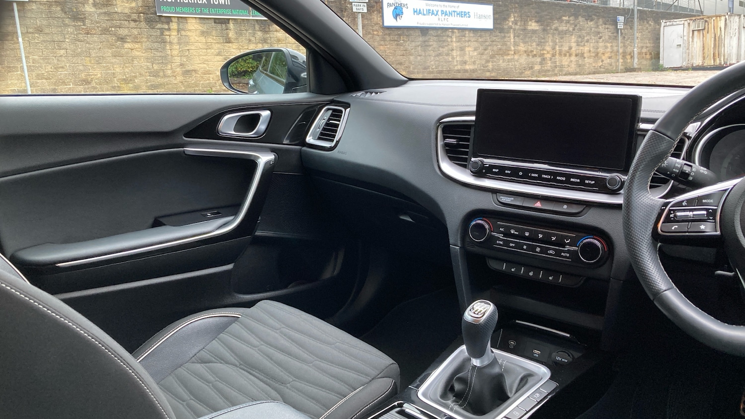 Used Kia XCeed 2024 for sale - 76117308: Photo 14