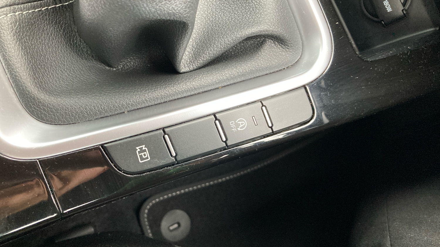 Used Kia XCeed 2024 for sale - 76117308: Photo 33