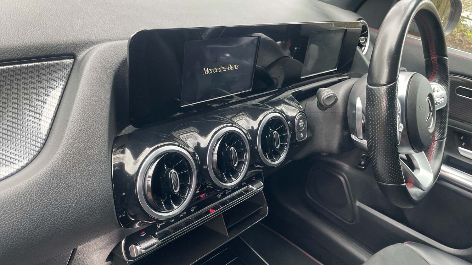 Used Mercedes-Benz GLA 2021 for sale - 77836762: Photo 36