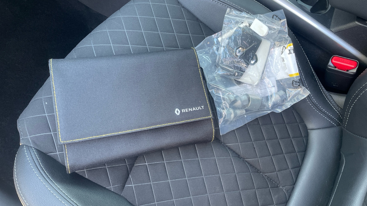 Used Renault Kadjar 2022 for sale - 78031399: Photo 19