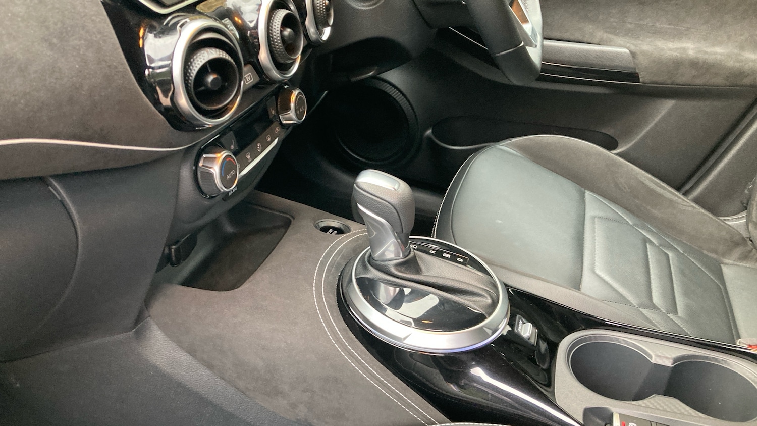 Used Nissan Juke 2022 for sale - 76102800: Photo 13
