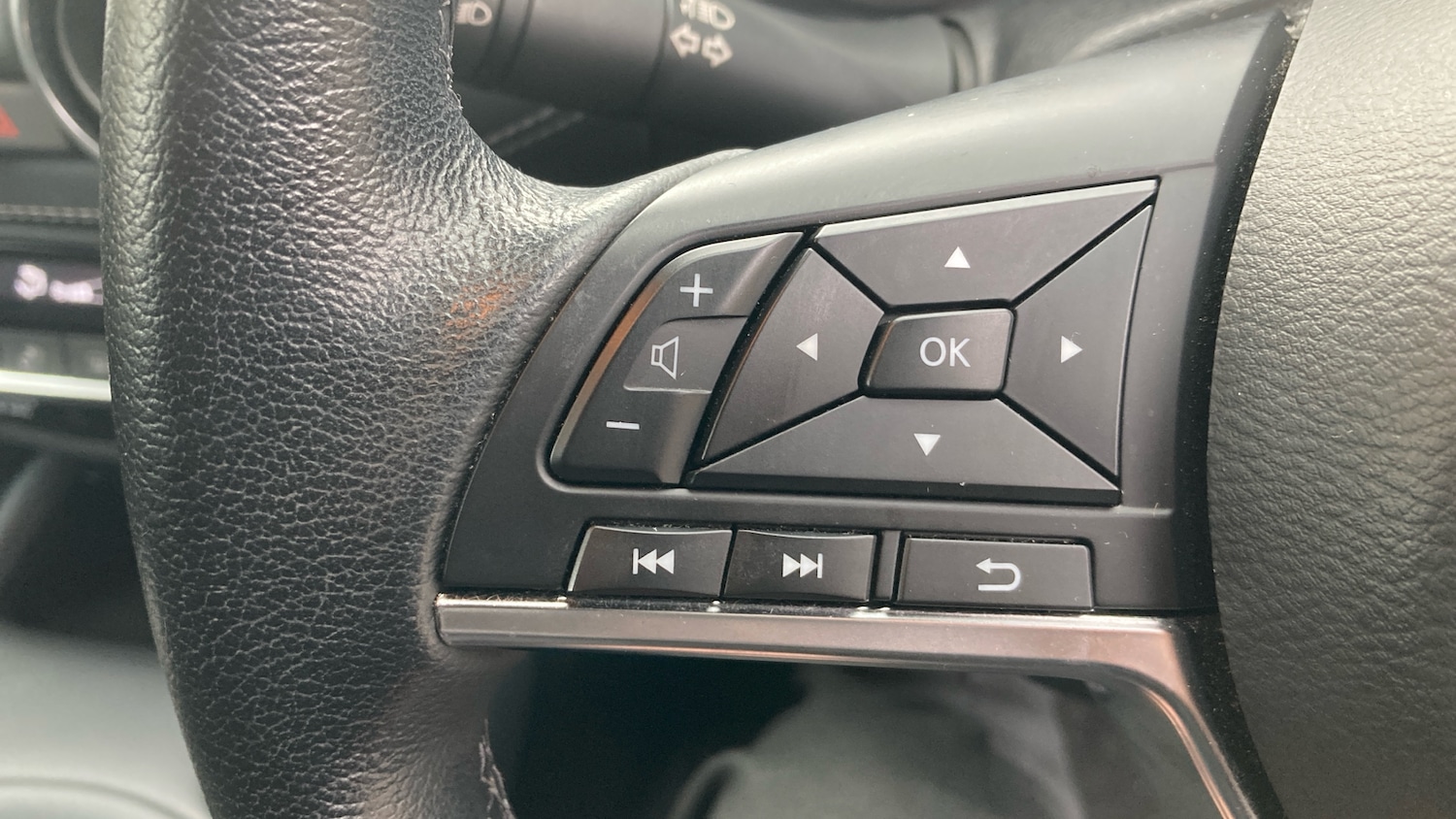 Used Nissan Juke 2022 for sale - 76505497: Photo 25