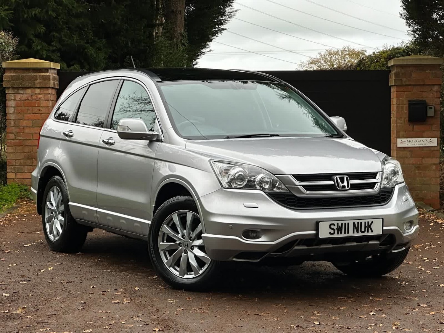 Used Honda CR-V 2011 for sale - 76905715: Photo 2