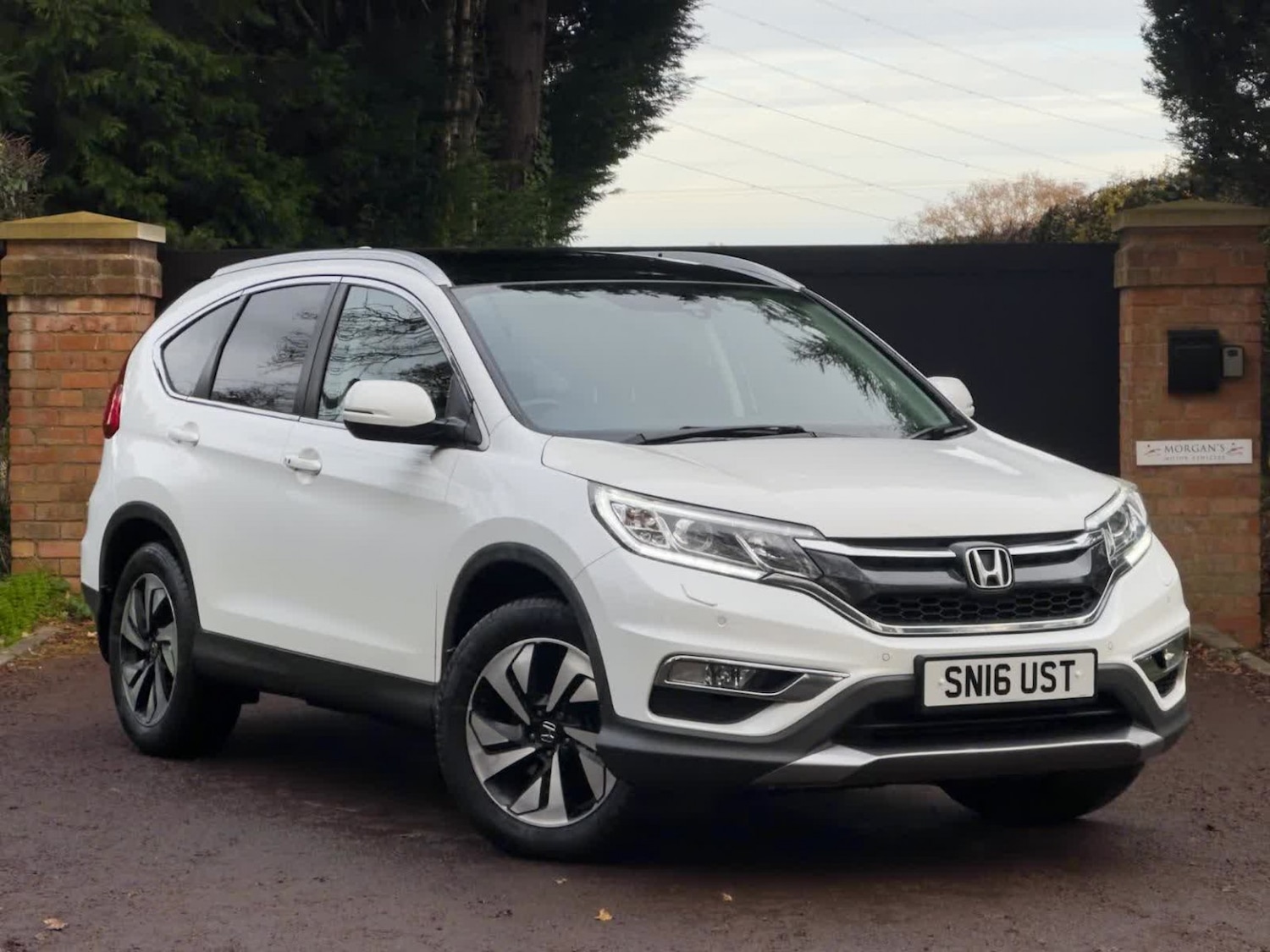 Used Honda CR-V 2016 for sale - 76905708: Photo 2