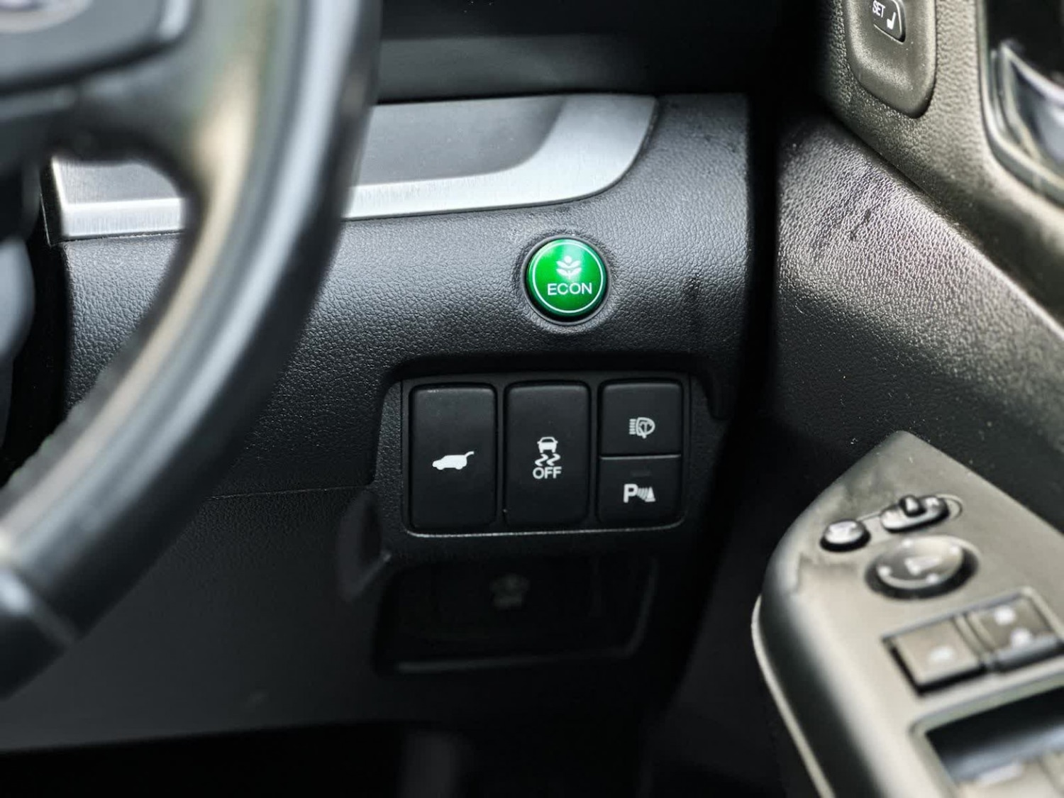 Used Honda CR-V 2018 for sale - 76905710: Photo 40