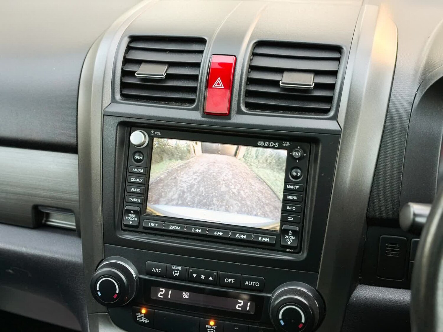 Used Honda CR-V 2011 for sale - 77487224: Photo 17