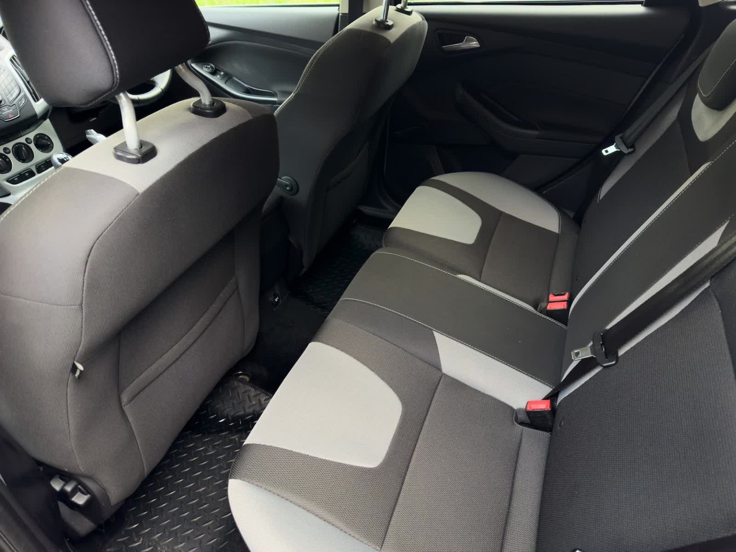 Used Ford Focus 2012 for sale - 77270990: Photo 18