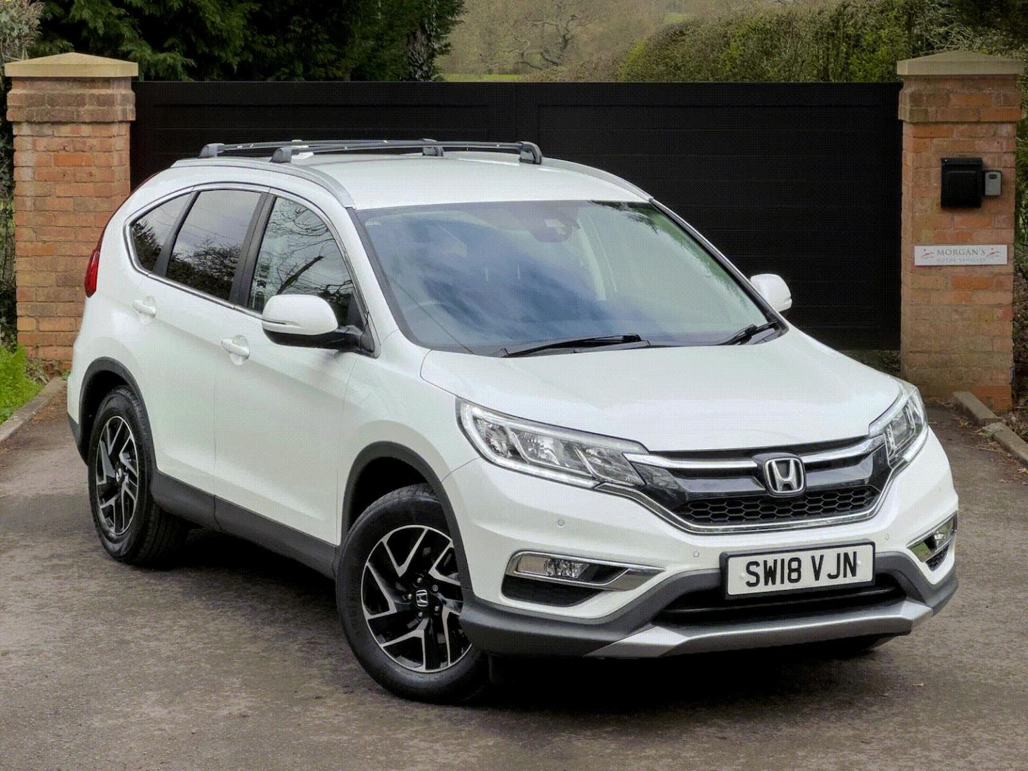 Used Honda CR-V 2018 for sale - 78025799: Photo 1