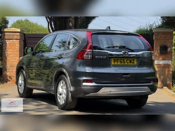 Used Honda CR-V 2015 for sale - 79600342: Photo