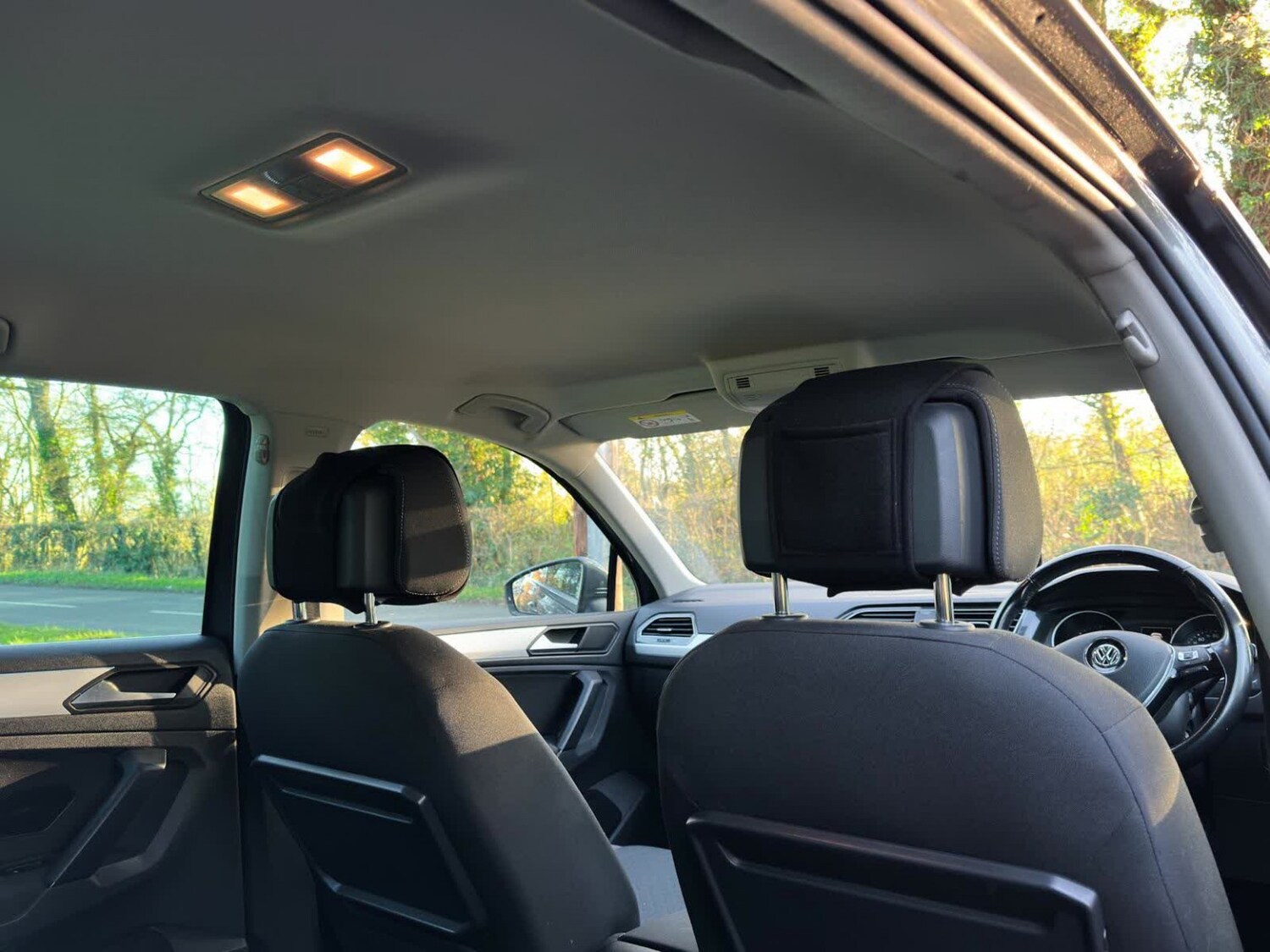 Used Volkswagen Tiguan 2019 for sale - 77487236: Photo 40