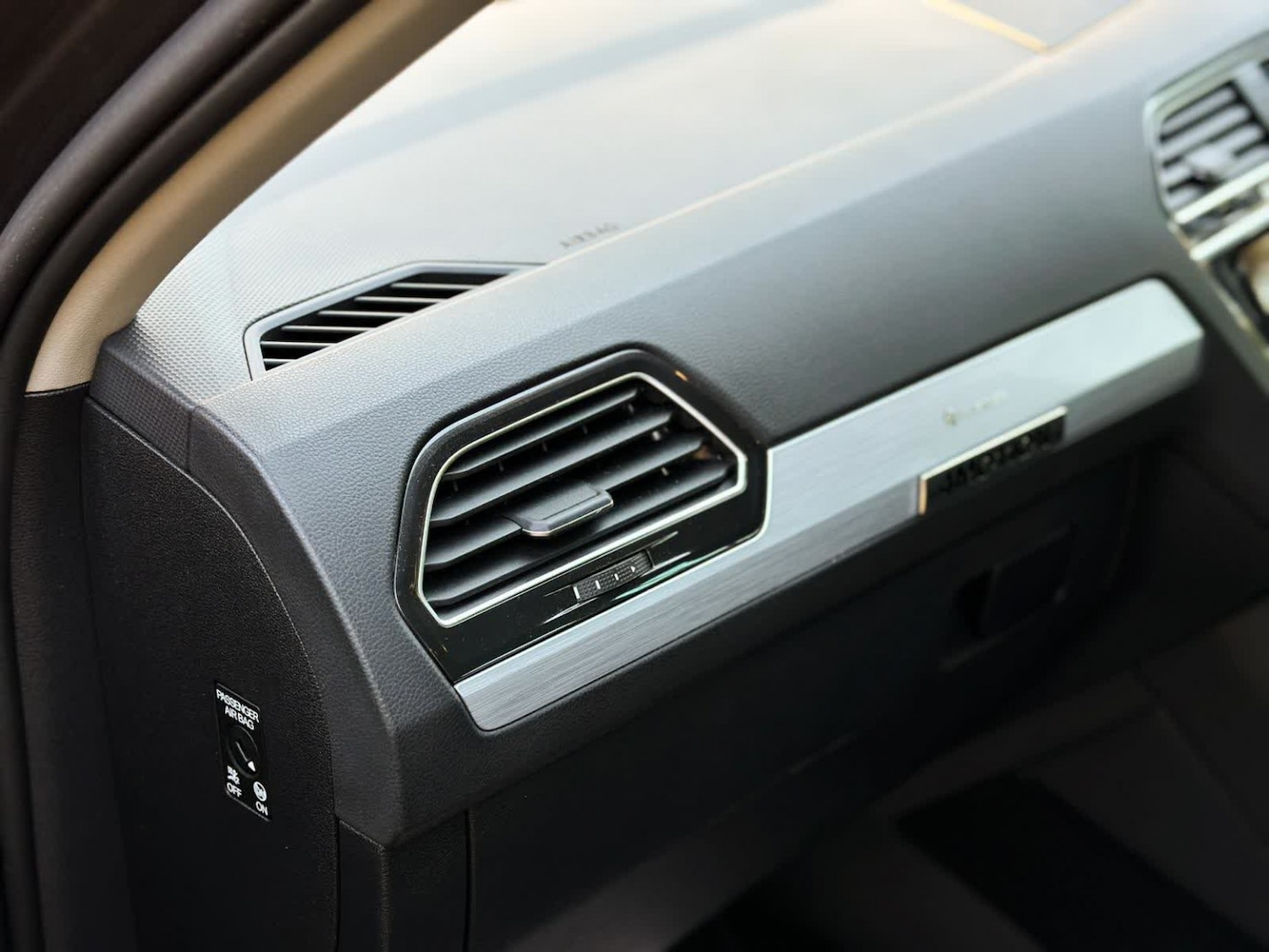 Used Volkswagen Tiguan 2019 for sale - 77487236: Photo 43