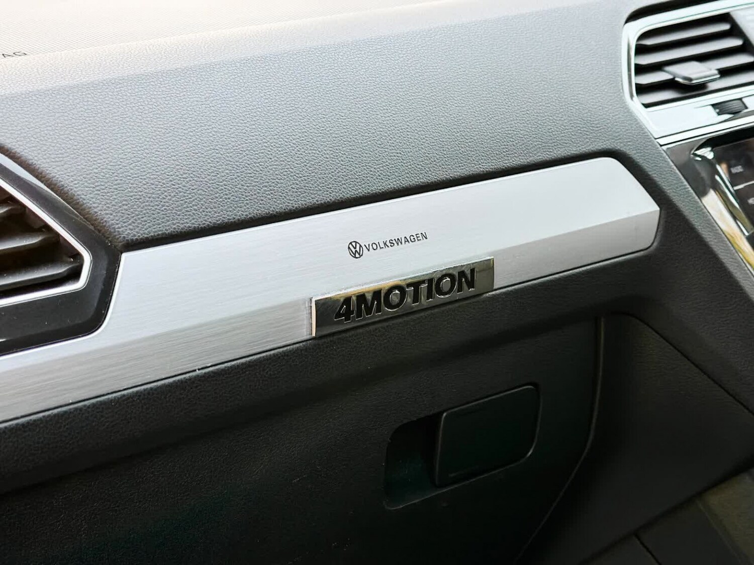 Used Volkswagen Tiguan 2019 for sale - 77487236: Photo 44