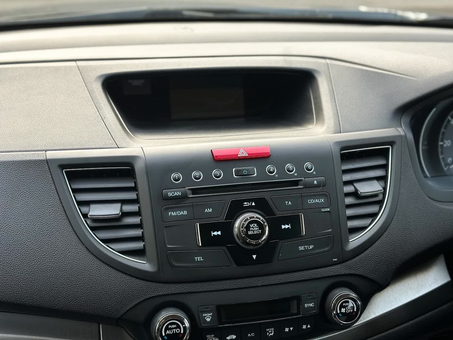 Used Honda CR-V 2014 for sale - 77851471: Photo 61