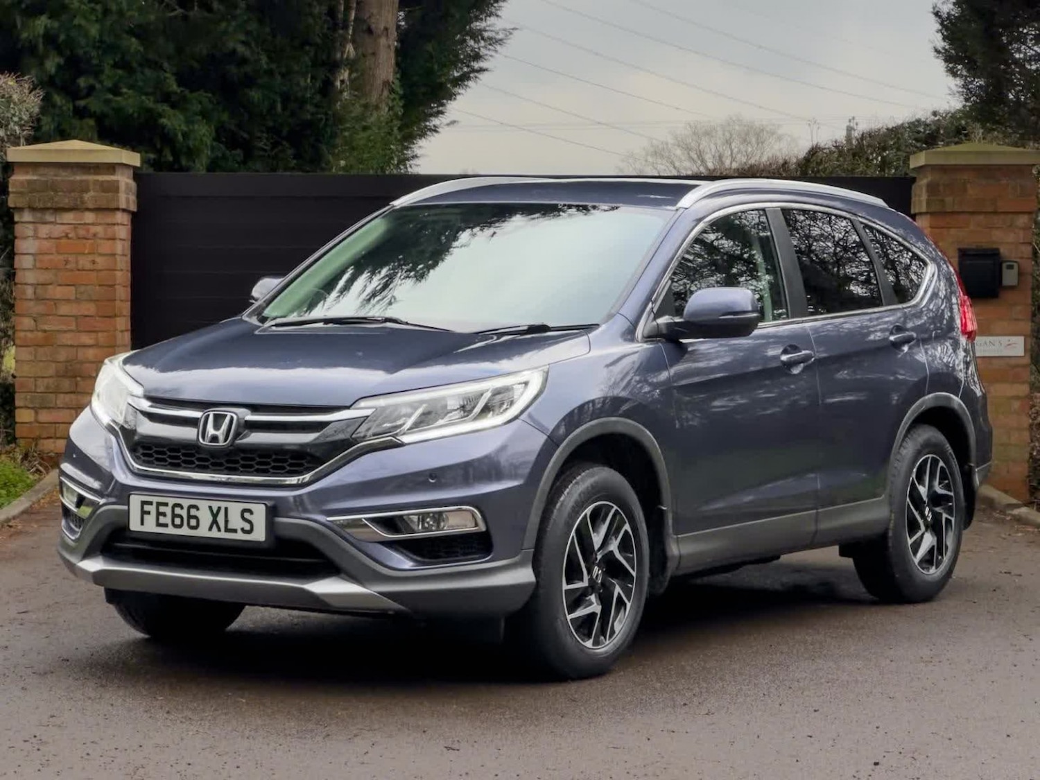 Used Honda CR-V 2017 for sale - 77487233: Photo 3