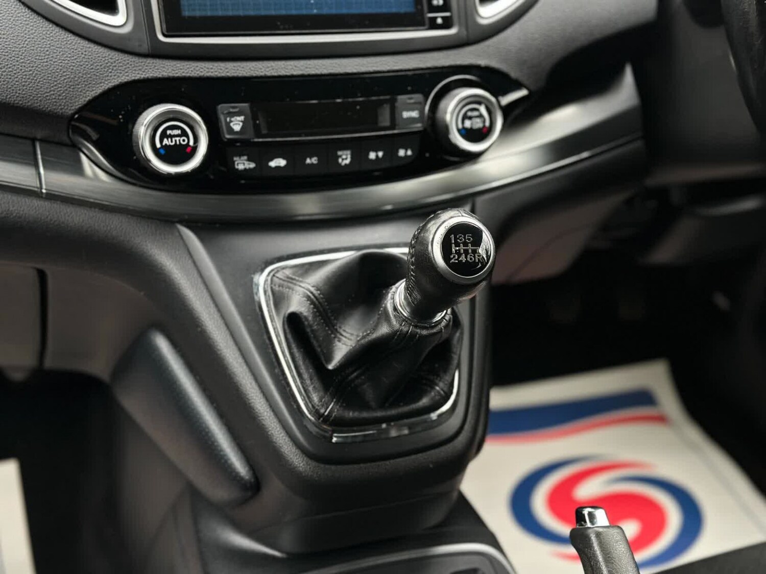 Used Honda CR-V 2017 for sale - 77487233: Photo 58