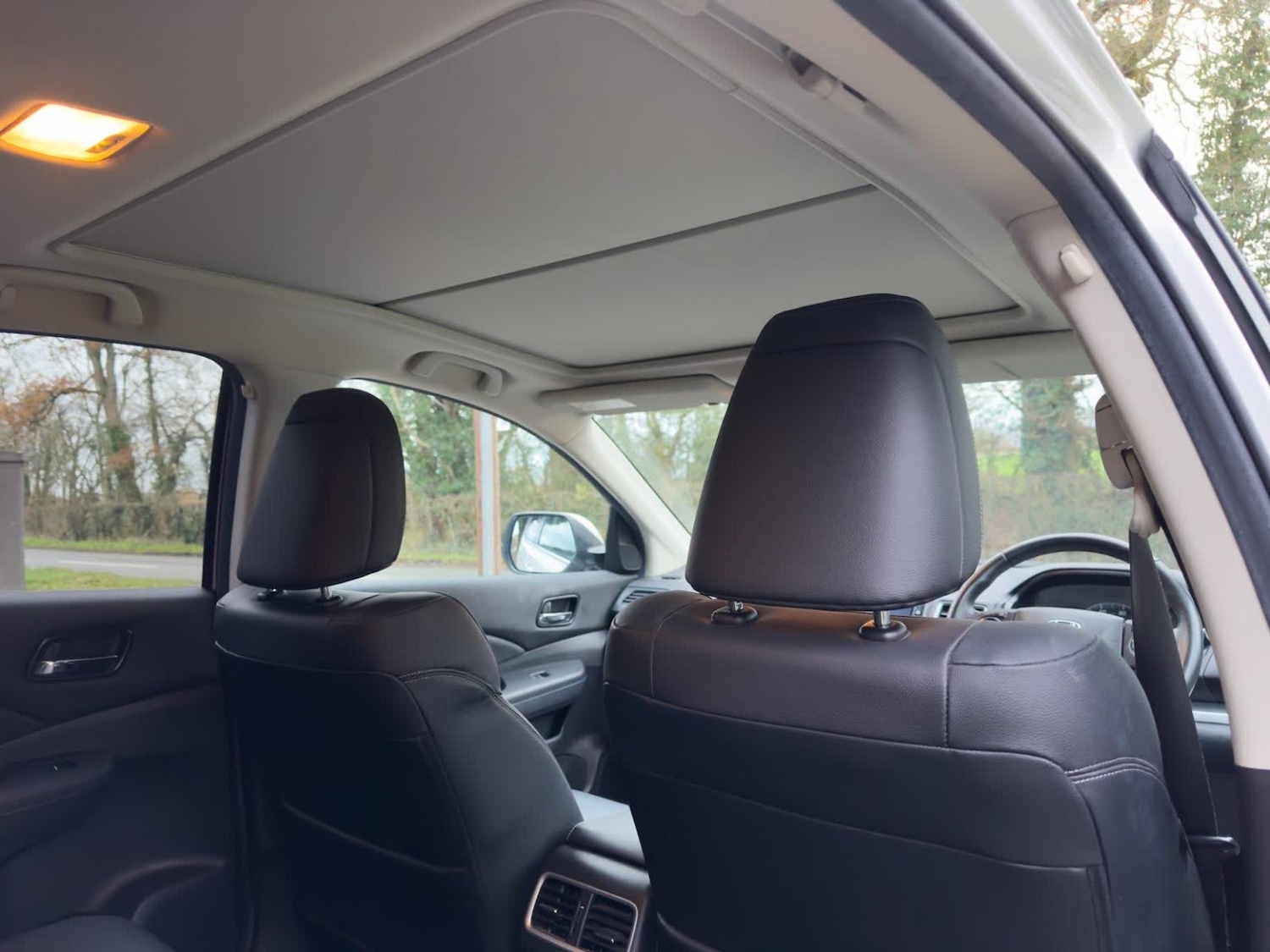 Used Honda CR-V 2016 for sale - 76905702: Photo 32