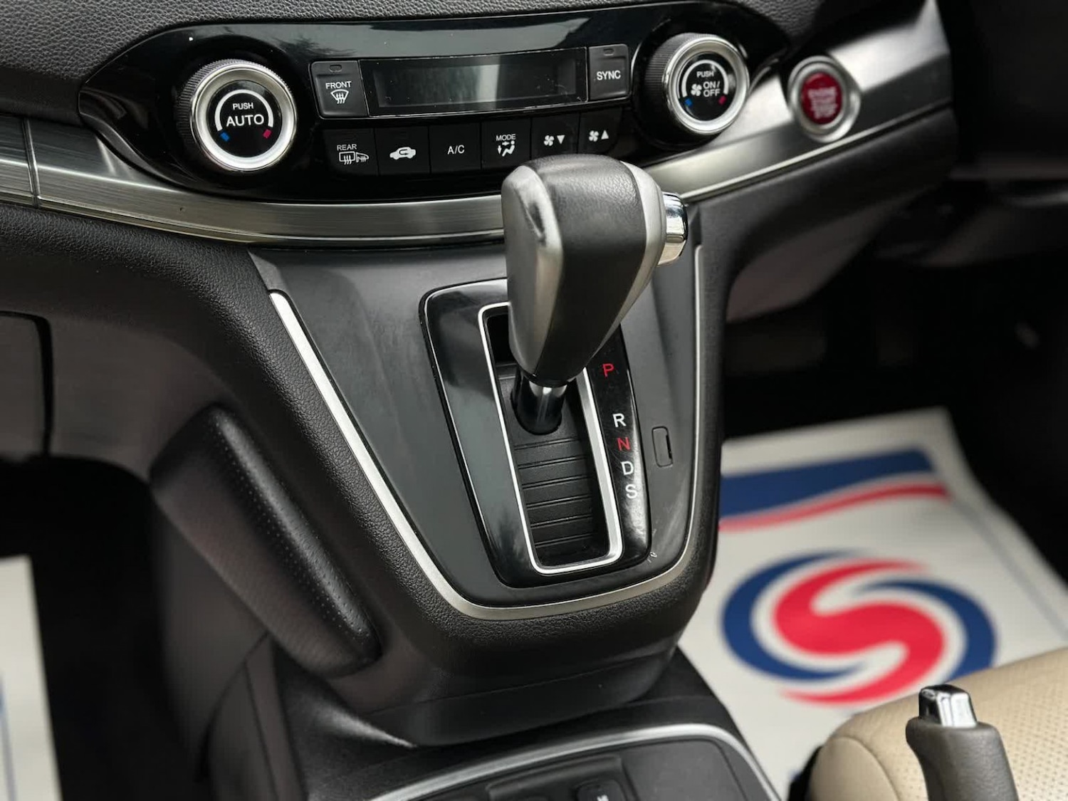 Used Honda CR-V 2015 for sale - 77891579: Photo 38