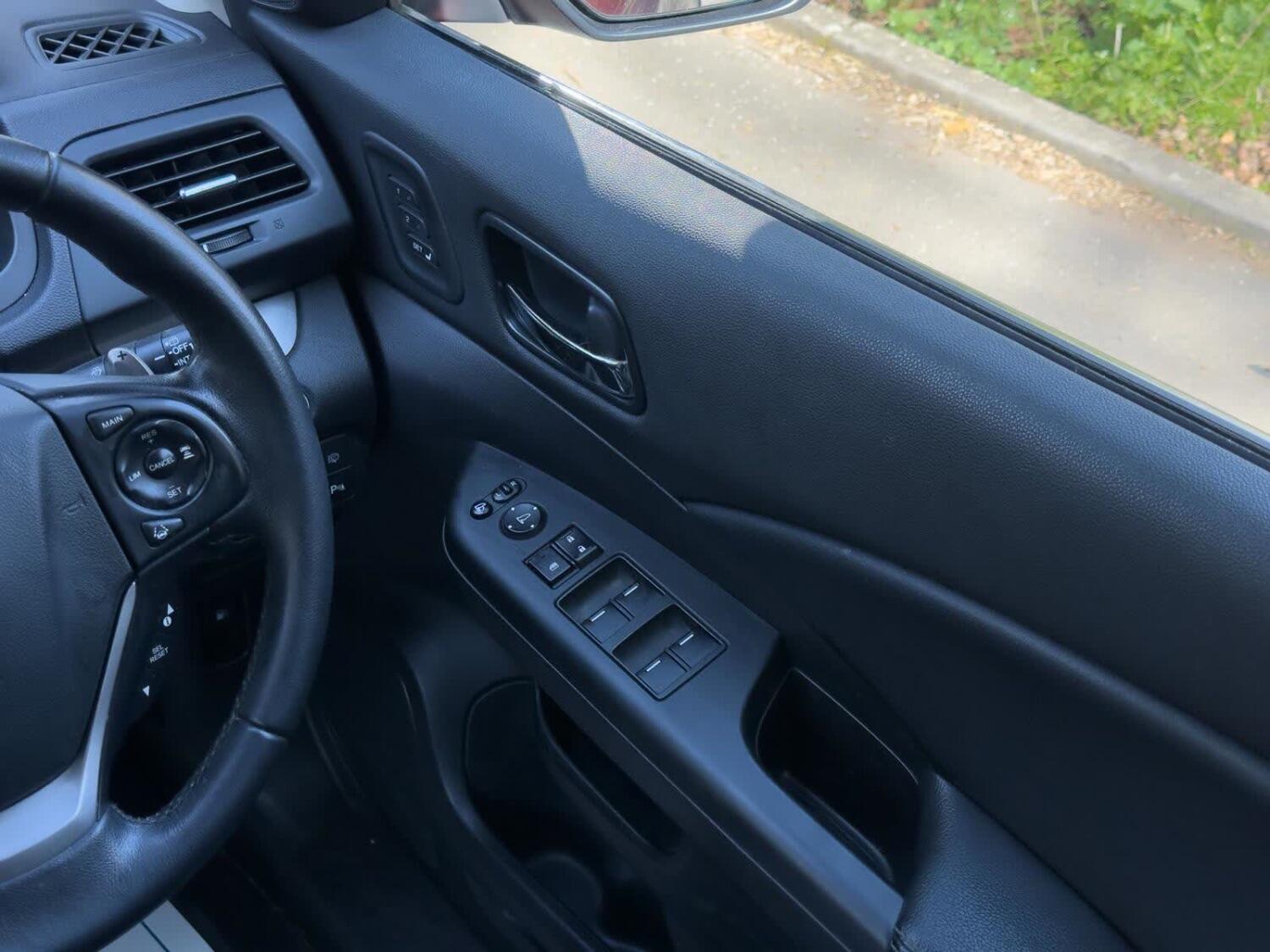 Used Honda CR-V 2014 for sale - 77001544: Photo 34