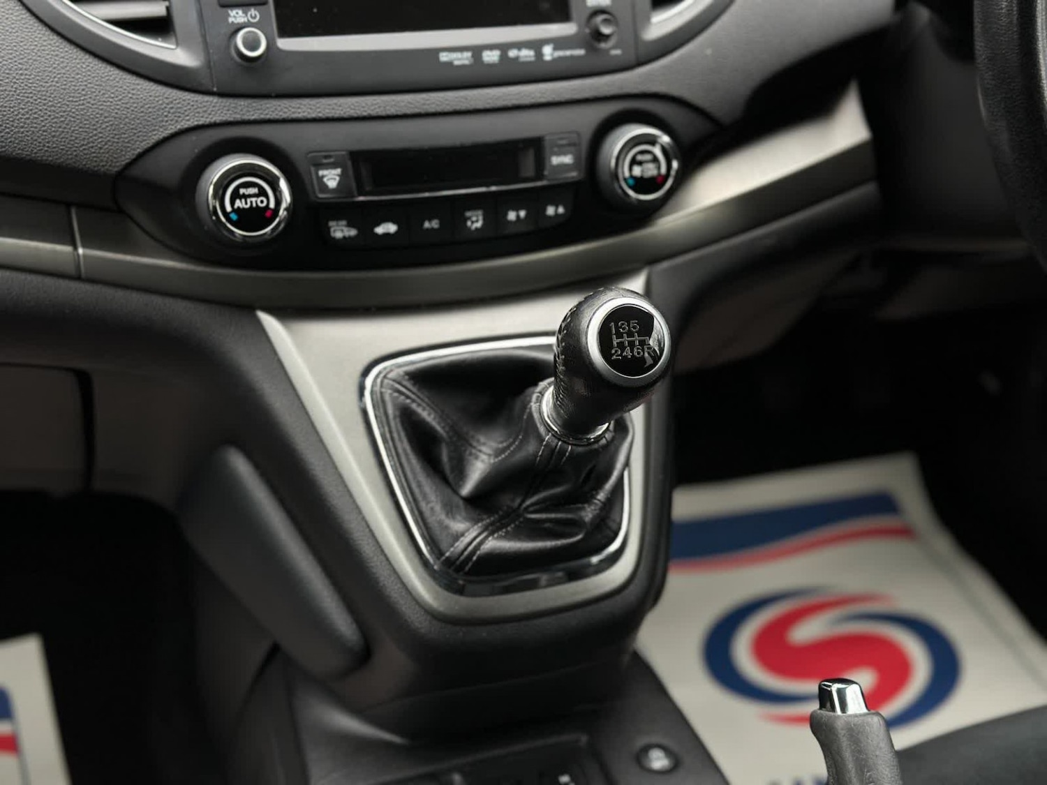 Used Honda CR-V 2014 for sale - 77271038: Photo 55