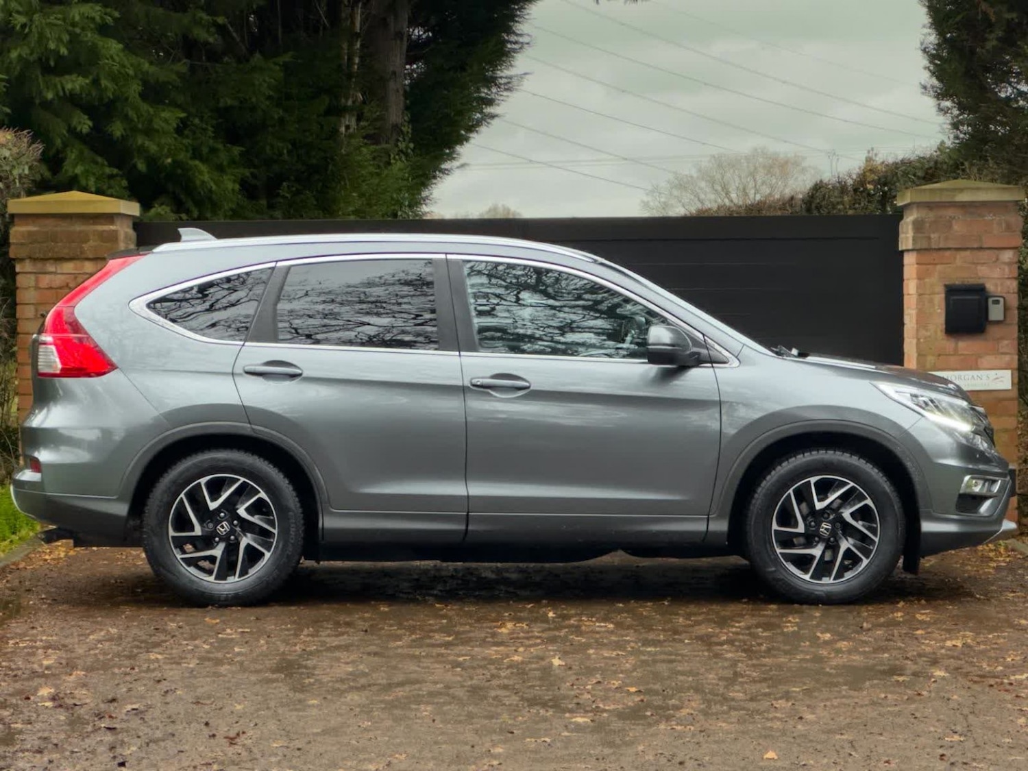 Used Honda CR-V 2017 for sale - 76974475: Photo 24