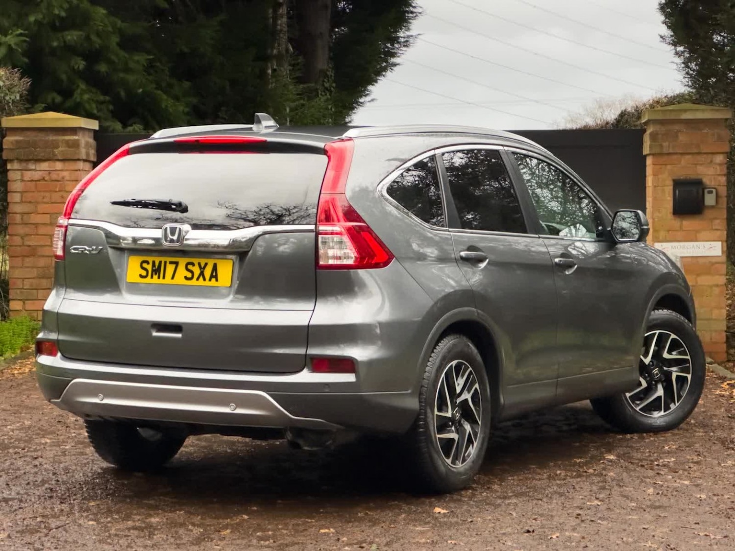 Used Honda CR-V 2017 for sale - 76974475: Photo 4