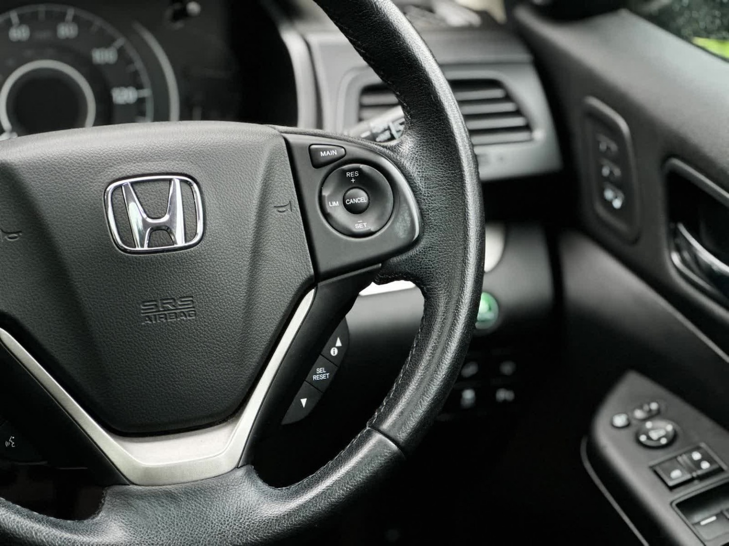 Used Honda CR-V 2015 for sale - 77271039: Photo 50