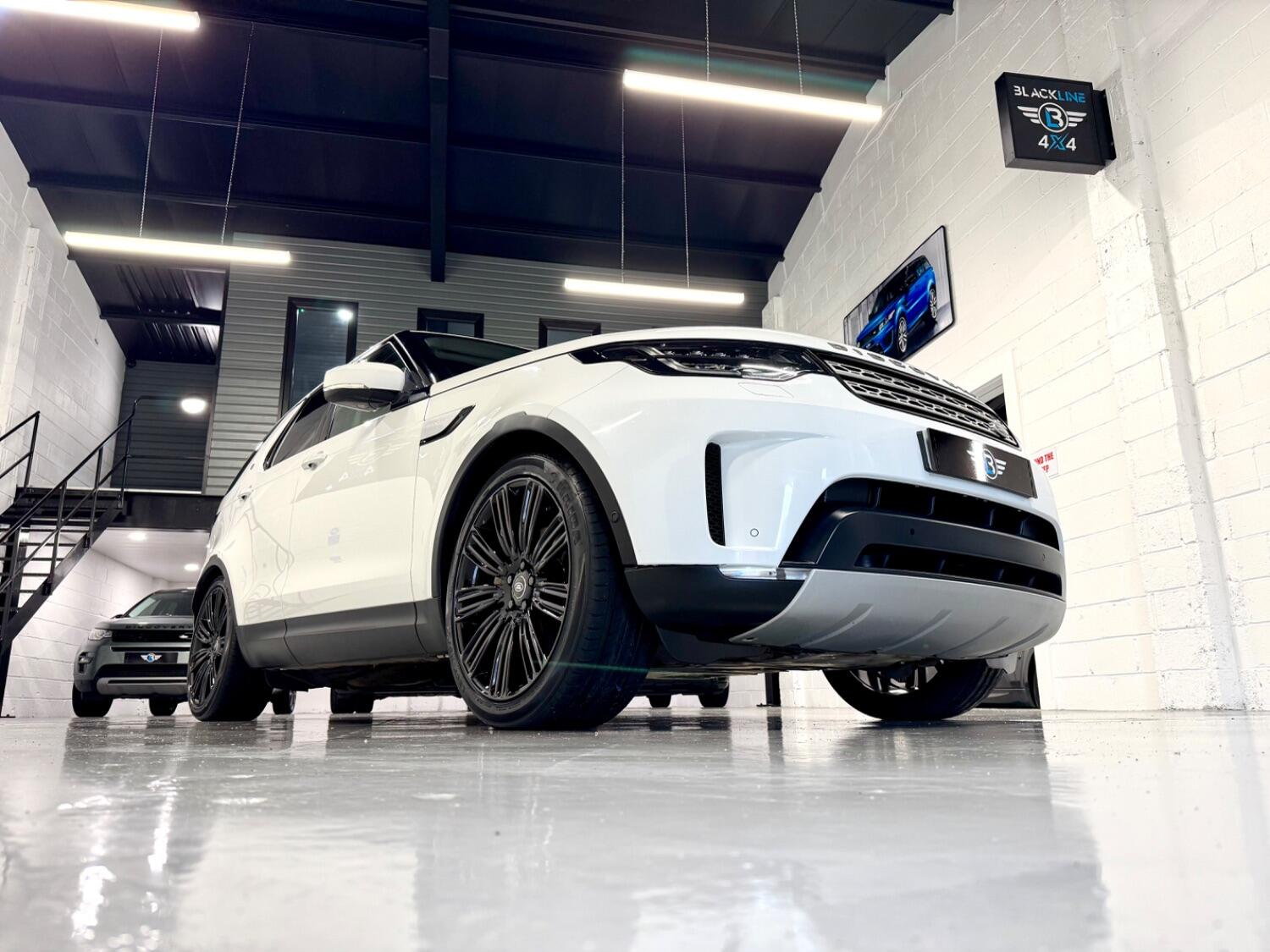 Used Land Rover Discovery 2018 for sale - 76541544: Photo 11