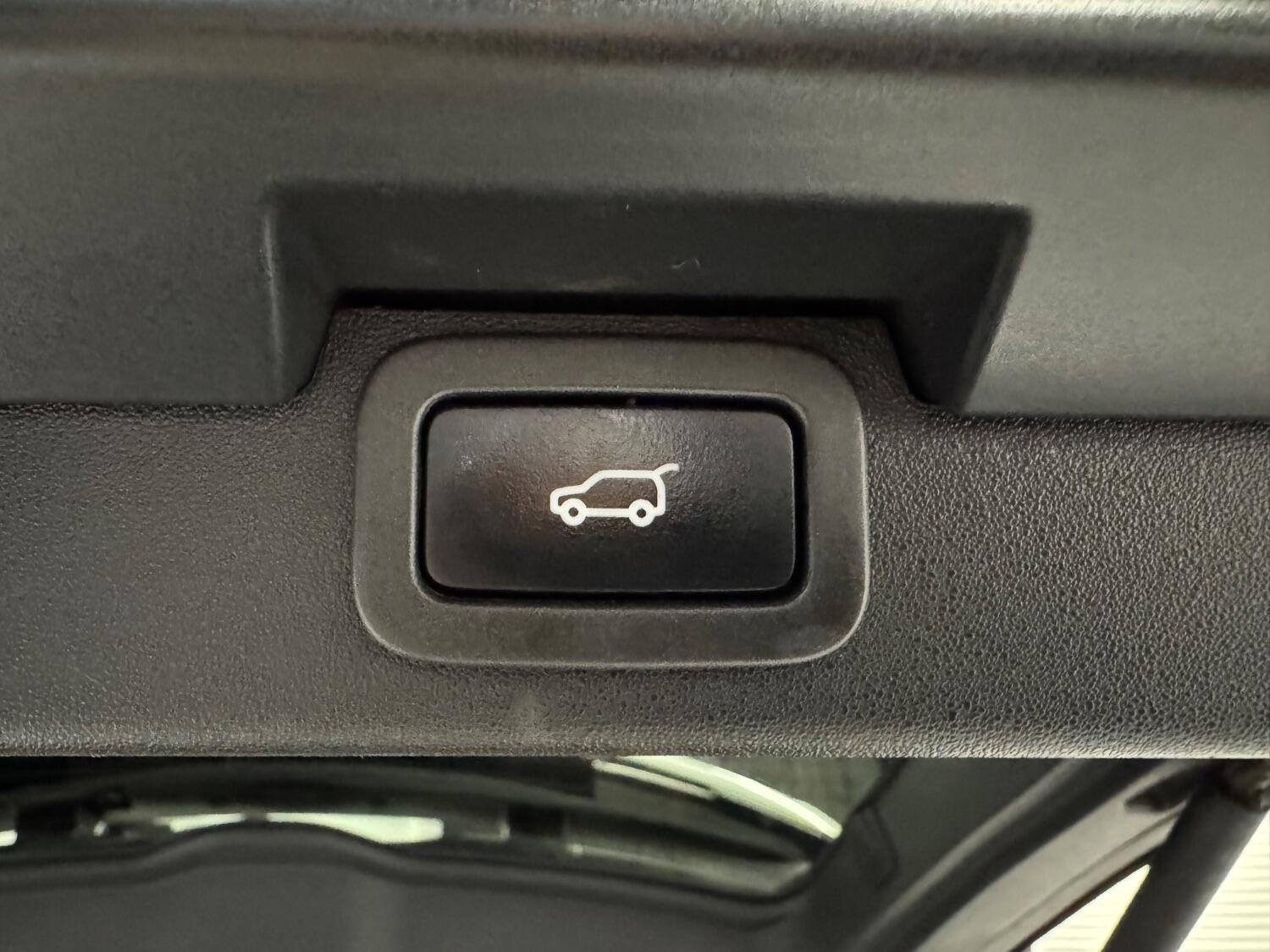 Used Land Rover Discovery 2018 for sale - 76541544: Photo 44