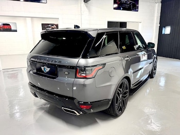 Land Rover Range Rover Sport feature image 2