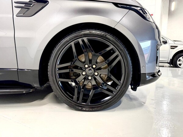 Used Land Rover Range Rover Sport 2018 for sale - 76314029: Photo 4