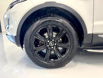 Used Land Rover Range Rover Evoque 2013 for sale - 75904343: Photo
