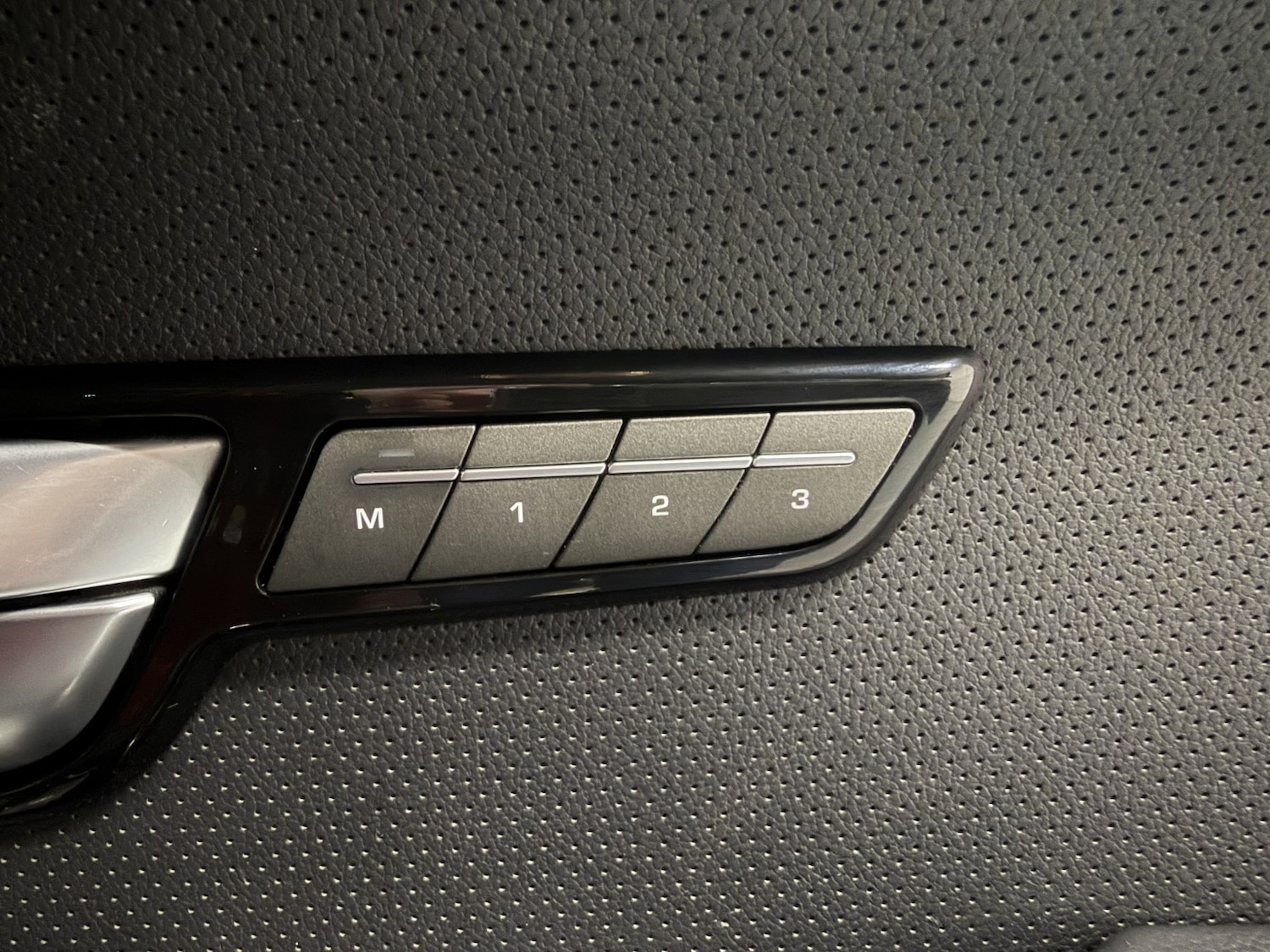 Used Land Rover Range Rover Evoque 2014 for sale - 76725672: Photo 42