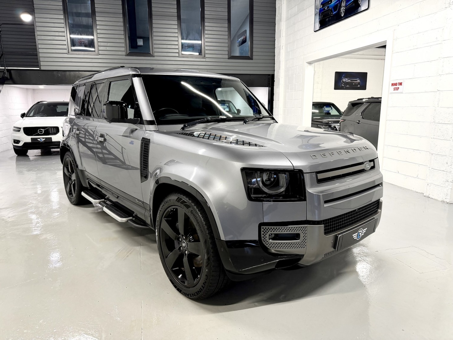 Used Land Rover Defender 110 2021 for sale - 76741307: Photo 1