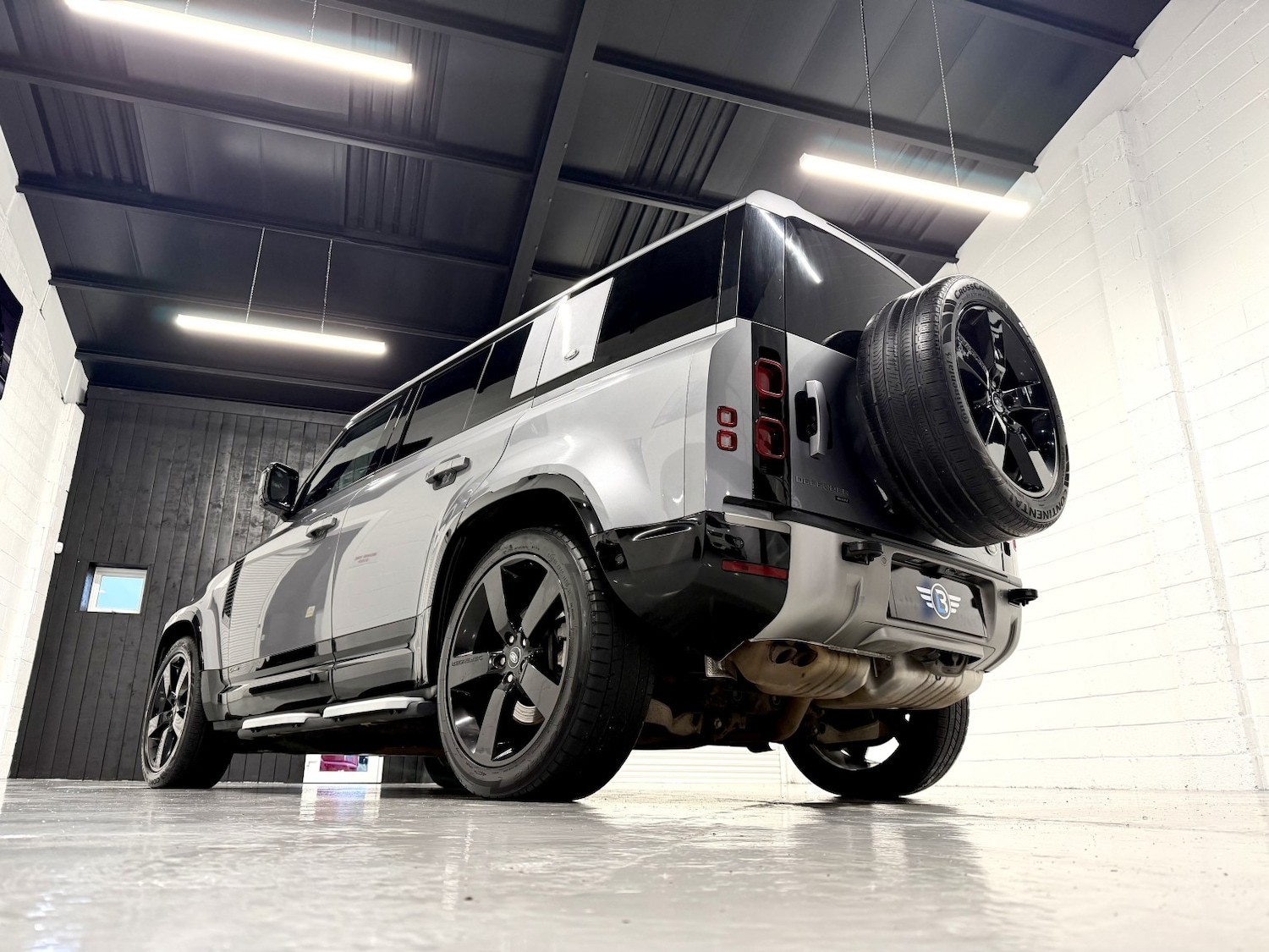 Used Land Rover Defender 110 2021 for sale - 76741307: Photo 14