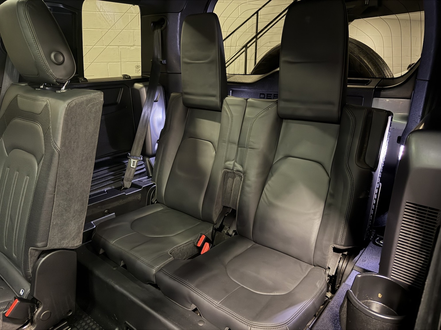 Used Land Rover Defender 110 2021 for sale - 76741307: Photo 18