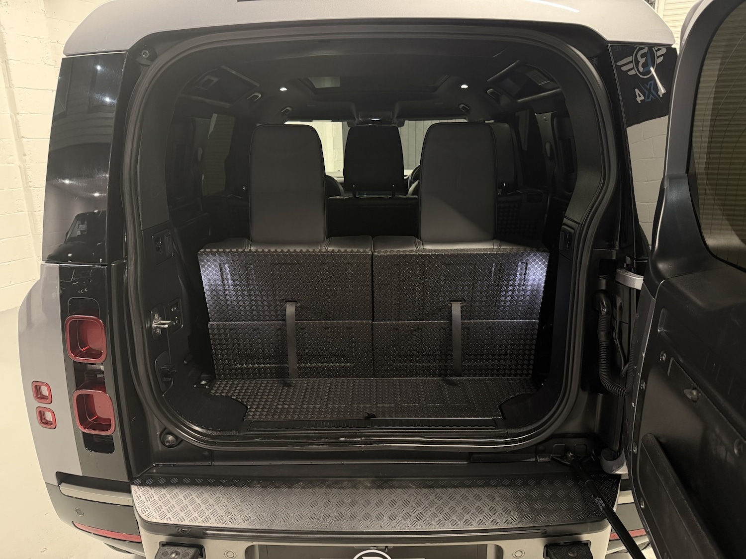 Used Land Rover Defender 110 2021 for sale - 76741307: Photo 19