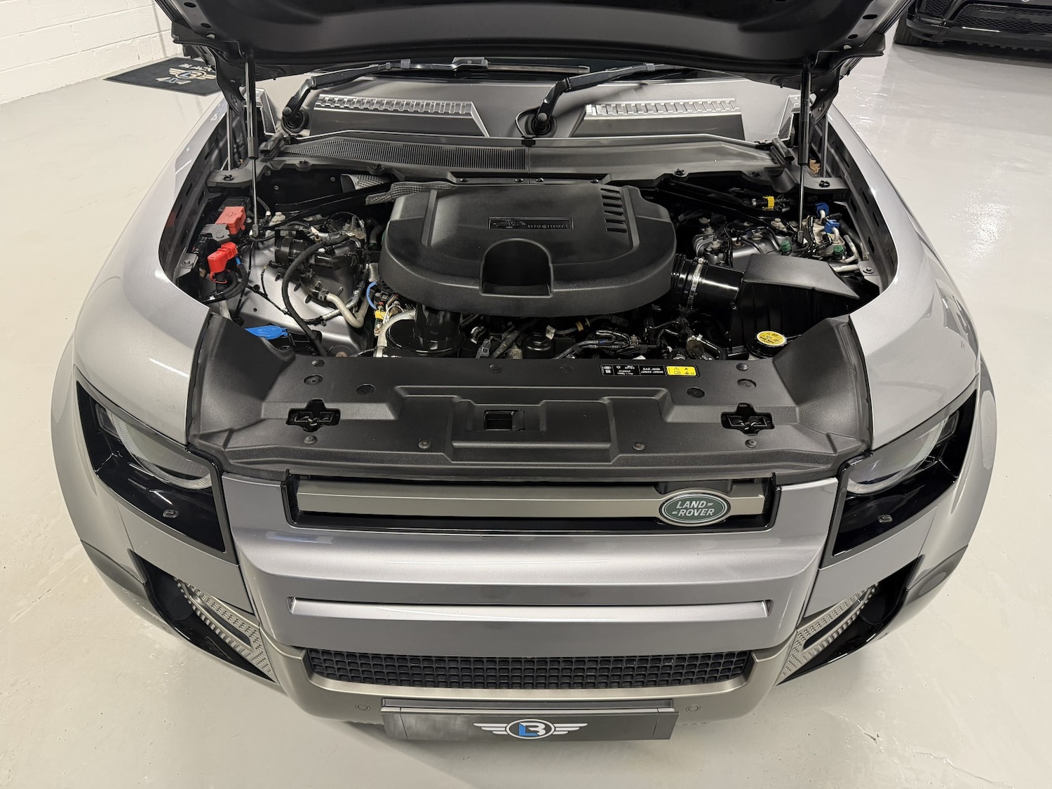 Used Land Rover Defender 110 2021 for sale - 76741307: Photo 21