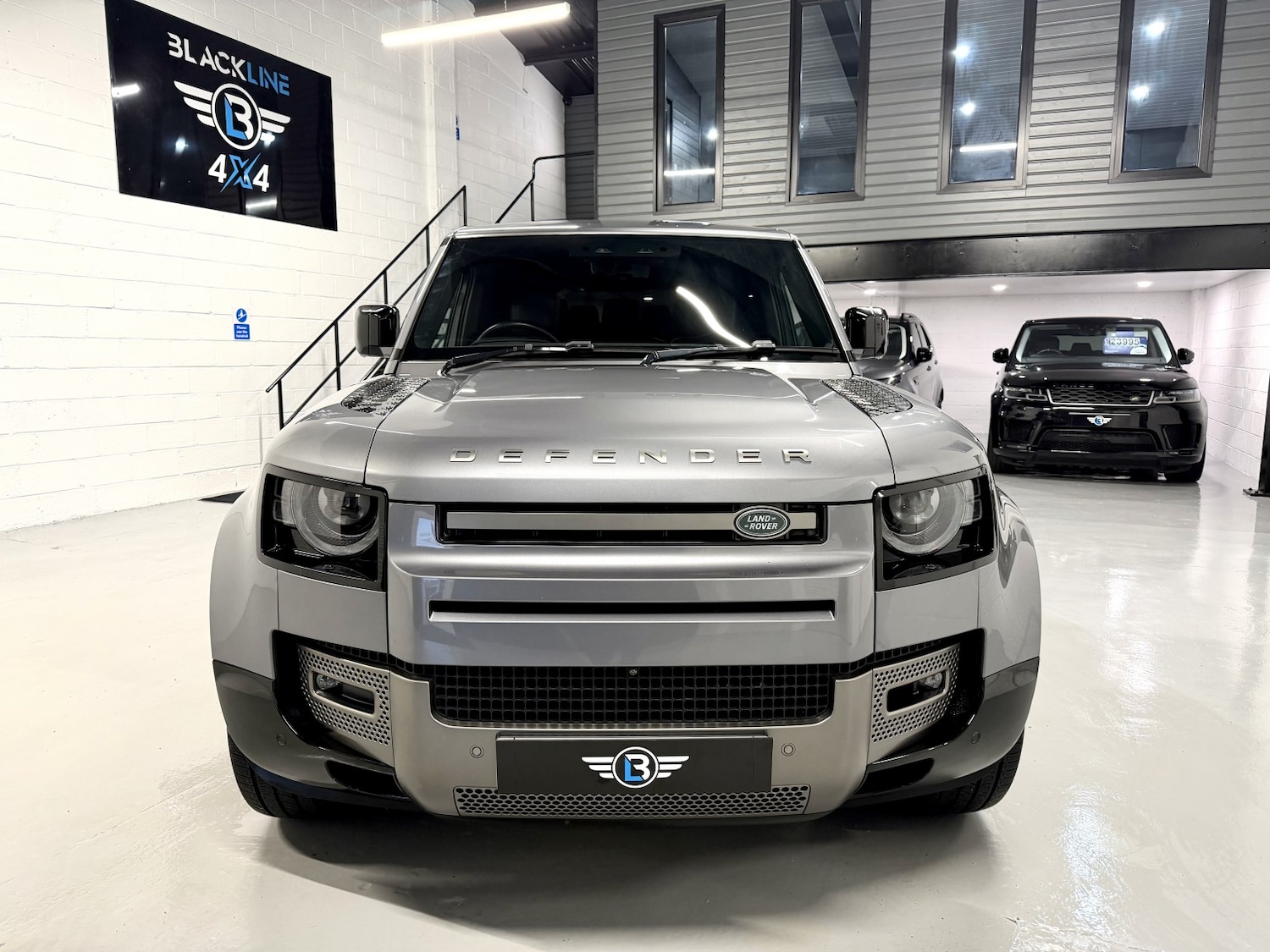 Used Land Rover Defender 110 2021 for sale - 76741307: Photo 23