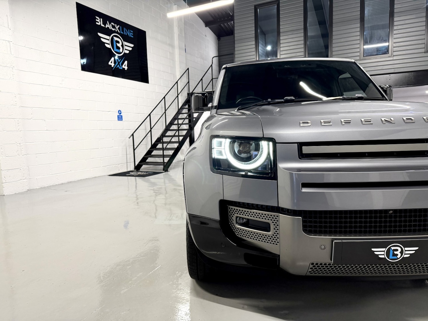 Used Land Rover Defender 110 2021 for sale - 76741307: Photo 24