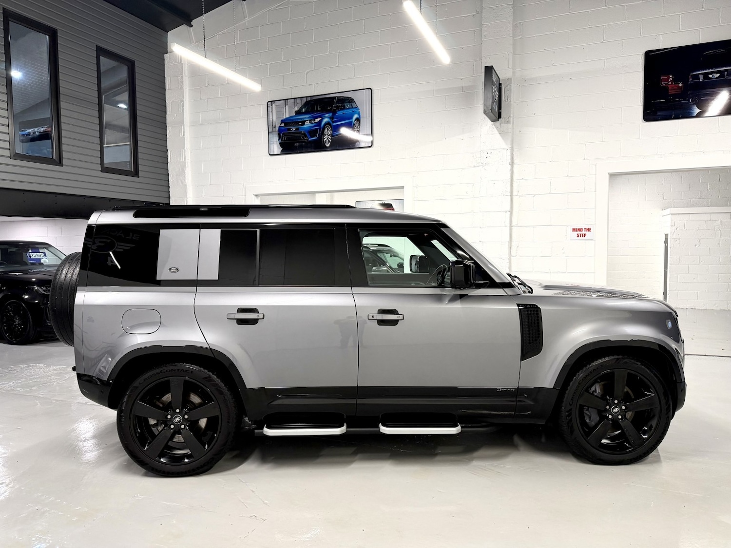 Used Land Rover Defender 110 2021 for sale - 76741307: Photo 27