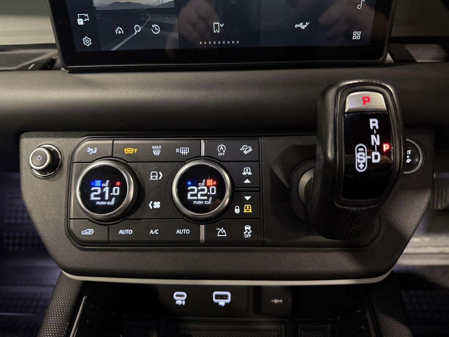 Used Land Rover Defender 110 2021 for sale - 76741307: Photo 37