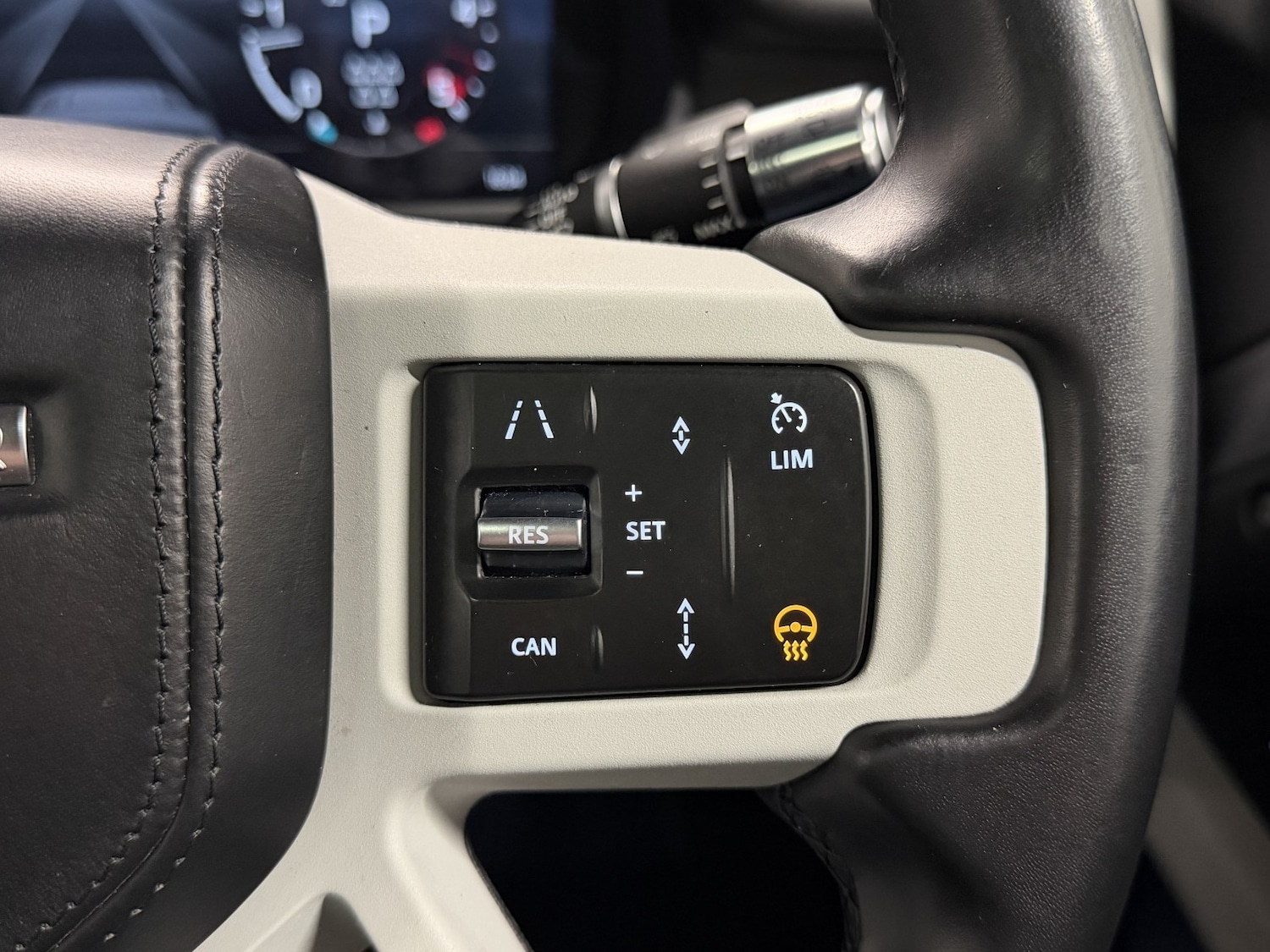 Used Land Rover Defender 110 2021 for sale - 76741307: Photo 39