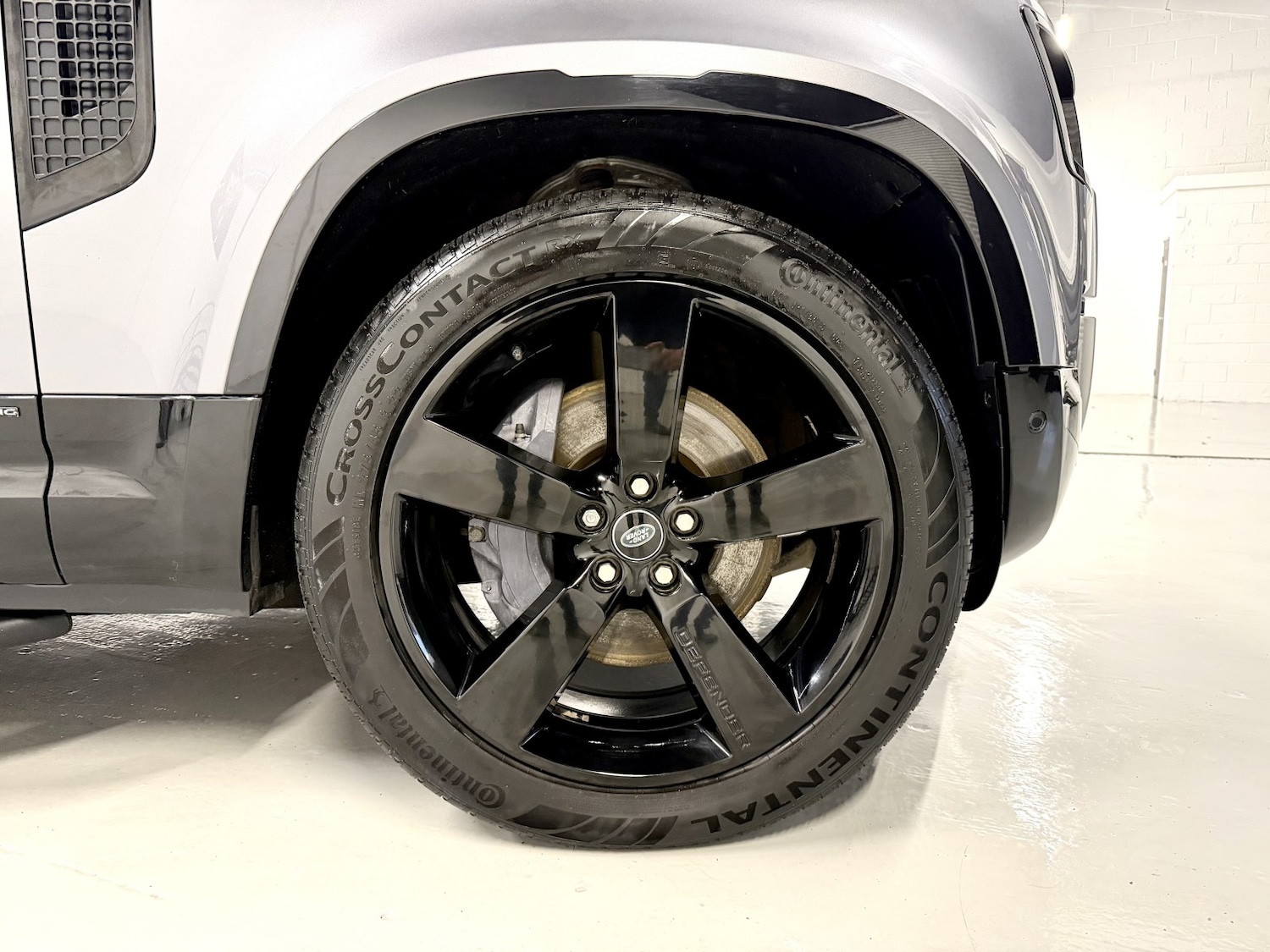 Used Land Rover Defender 110 2021 for sale - 76741307: Photo 4