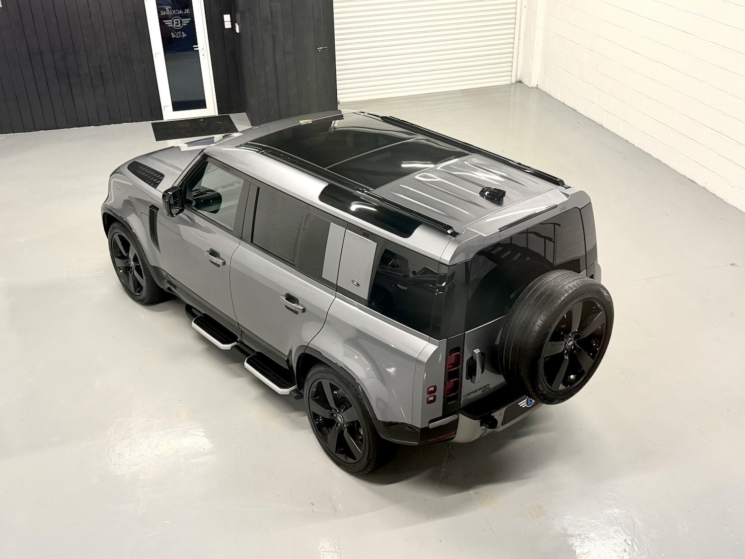 Used Land Rover Defender 110 2021 for sale - 76741307: Photo 5